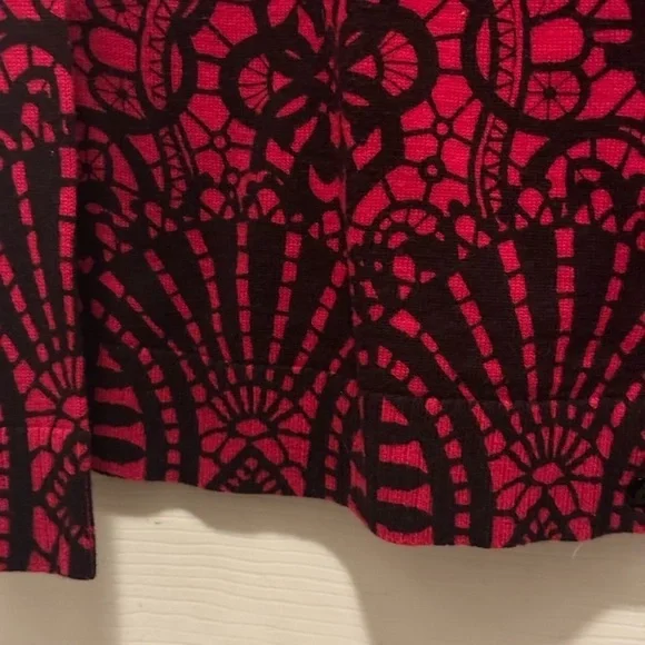 100% Cotton Cardigan Perfect for the Holidays - Picture 3 of 5